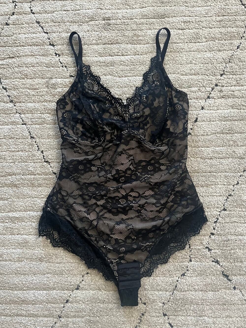 Shapellx Lace V-Neck Tummy Control Shapewear Bodysuit - Black, Size Large
